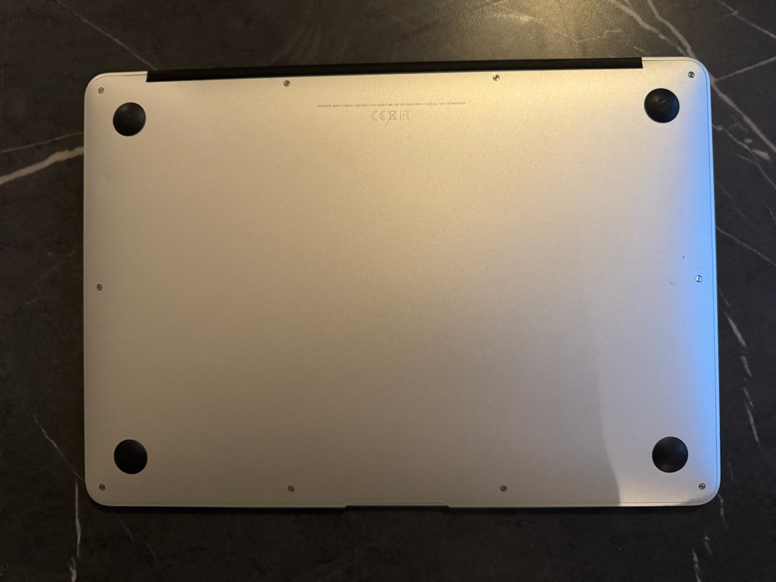Foto 6 van MacBook Air 2017 - 13 inch, 8GB RAM, 128GB SSD