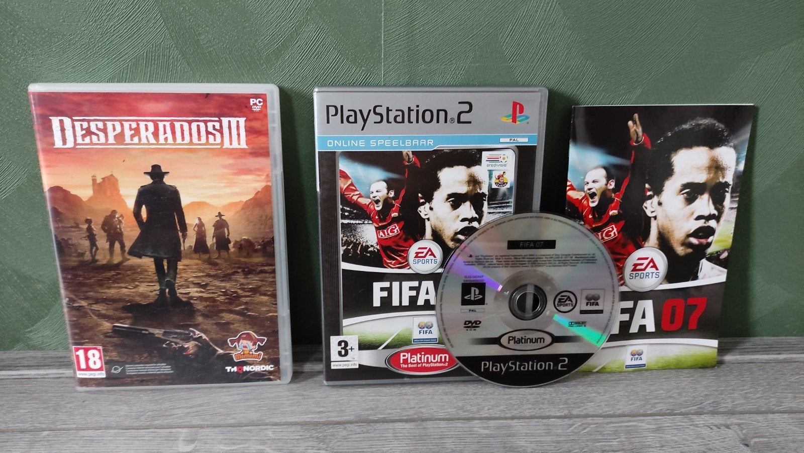 Fifa 07 ps2 en gratis desperados 3 pc game, Ophalen of Verzenden, Zo goed als nieuw