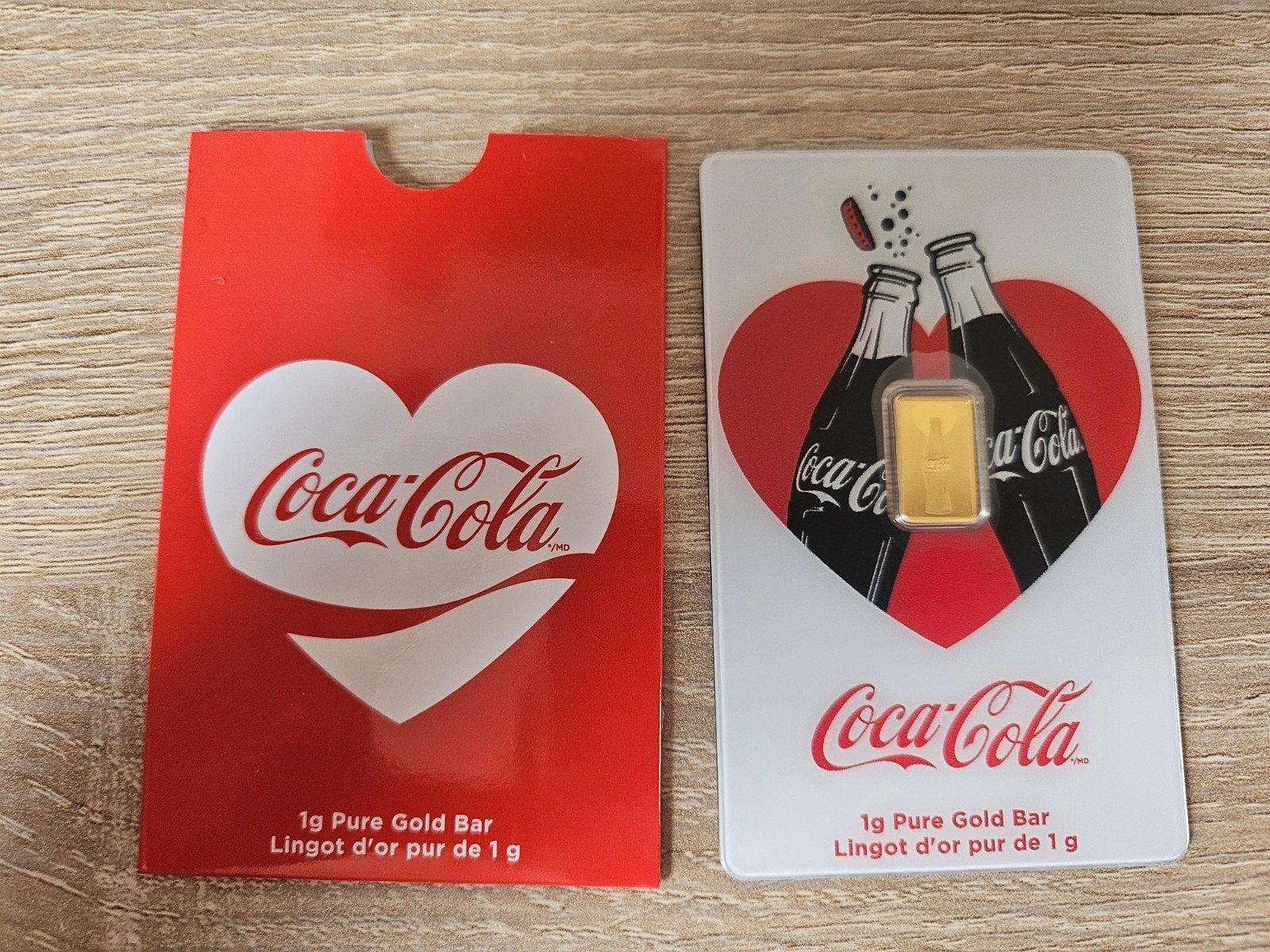 Nieuw: PAMP Goudbaar Coca Cola 1886-2026, 1 gram goudbaar, Postzegels en Munten, Verzenden, Goud