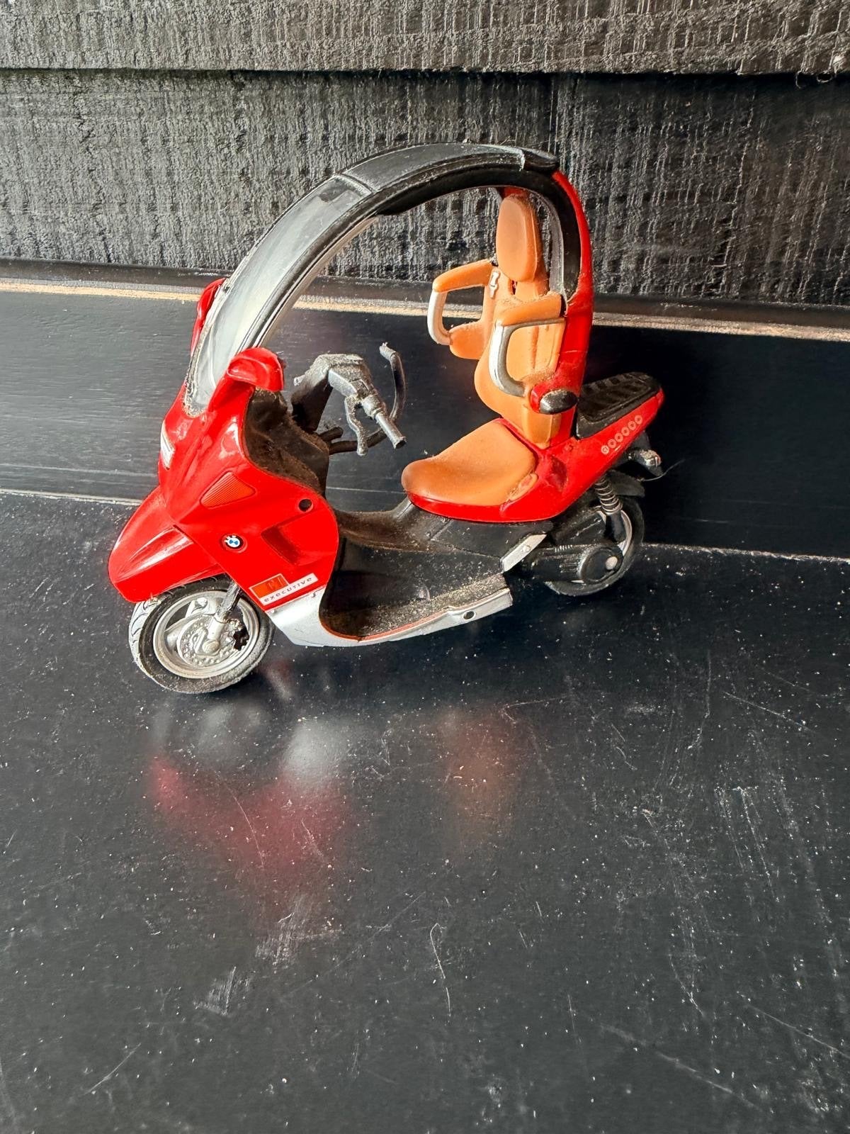 BMW C1 model scooter - Rood, Hobby en Vrije tijd, Overige merken, Gebruikt, 1:50 of kleiner, Overige typen