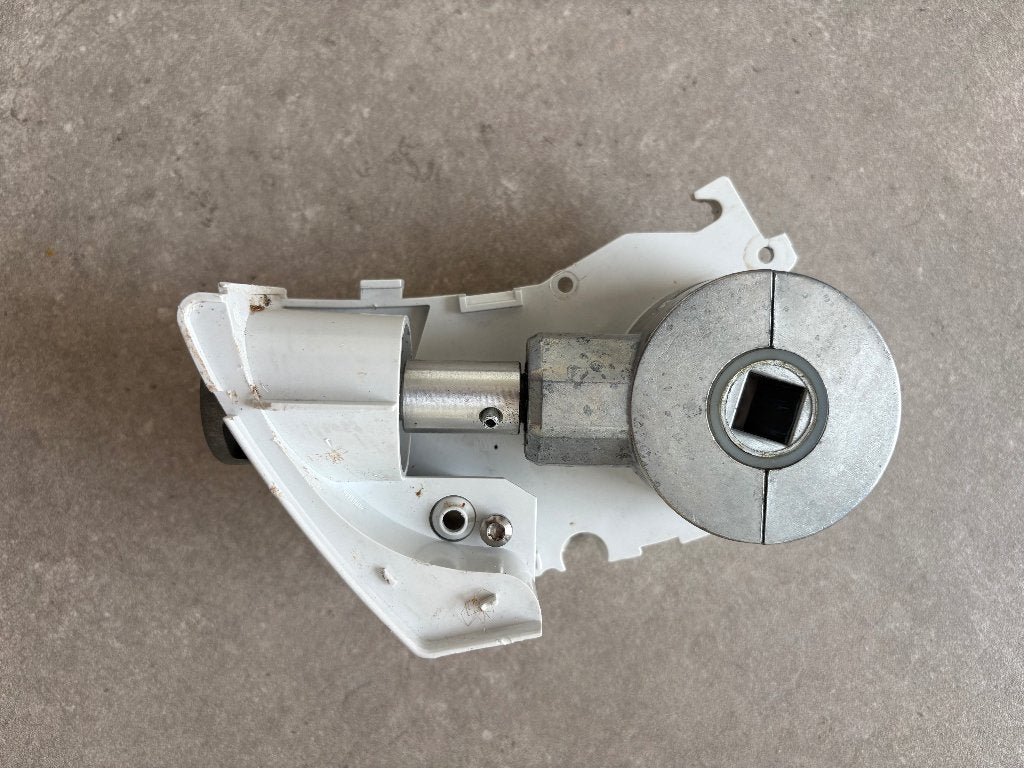 Thule omnistar 5200 binnenkap met opdraaimechanisme, Ophalen, Gebruikt