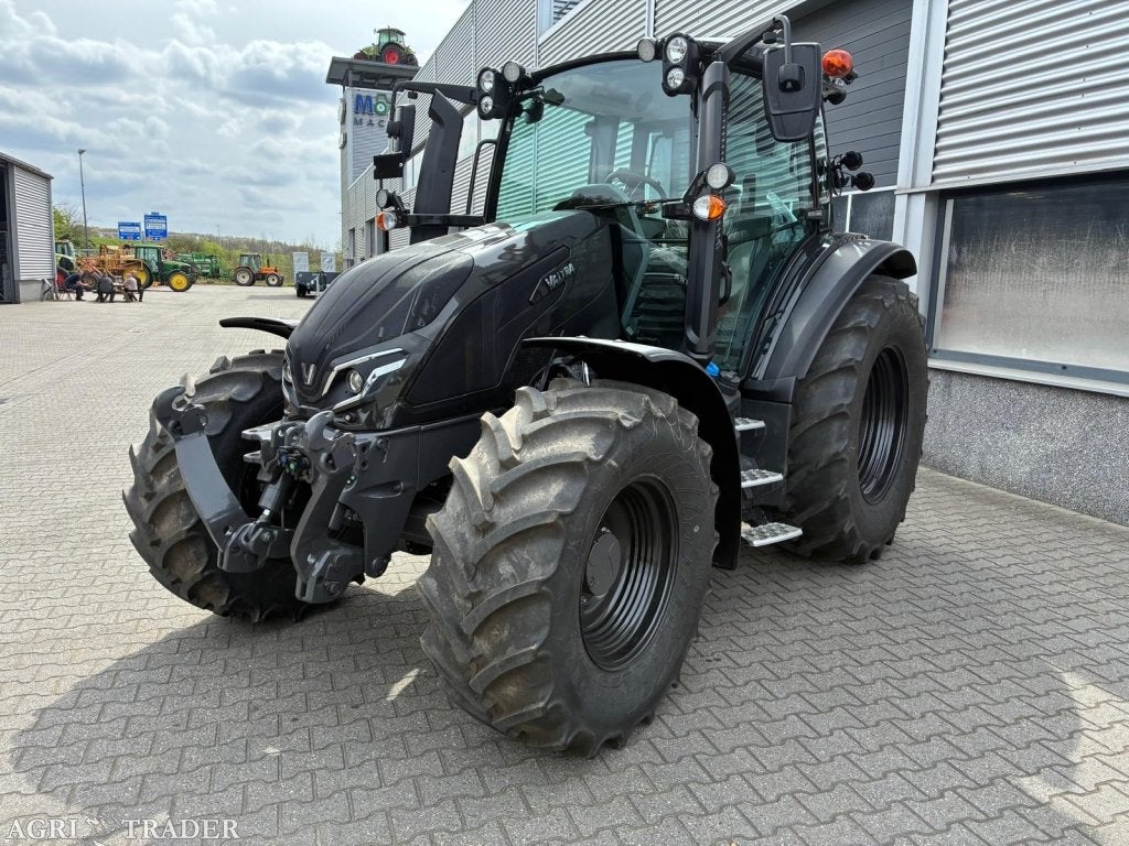 Valtra G125 Active met kruipbak, 120 tot 160 Pk, Valtra, Ophalen, Overige merken