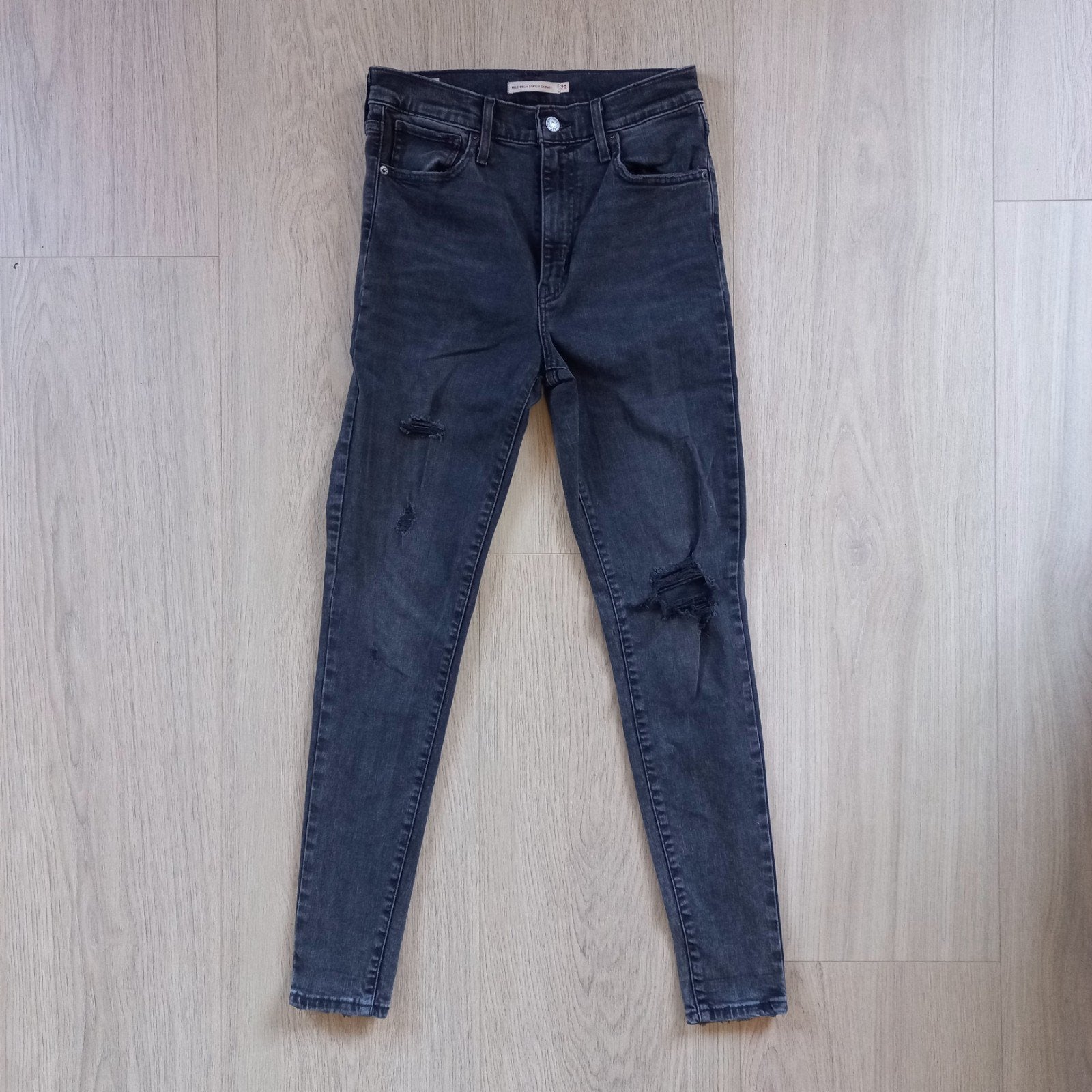 Donkergrijze Levi's Mile High Super Skinny Jeans W29 L30, Kleding | Dames, Levi's, Ophalen of Verzenden, Grijs, W28 - W29 (confectie 36)