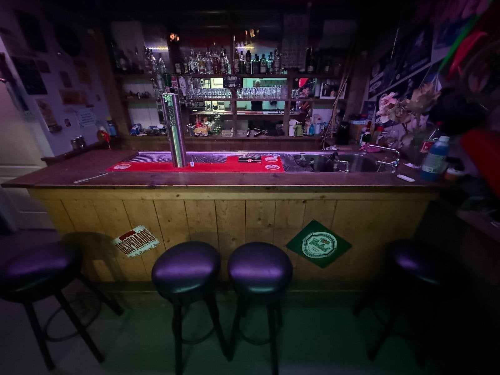 Complete bar mancave, Ophalen, Gebruikt