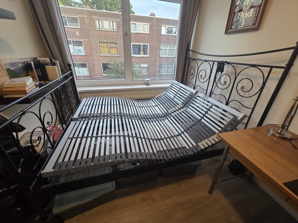 Elektrisch verstelbaar bed 160x200 (Bossflex lattenbodems), Ophalen, Zwart, Tweepersoons, 200 cm