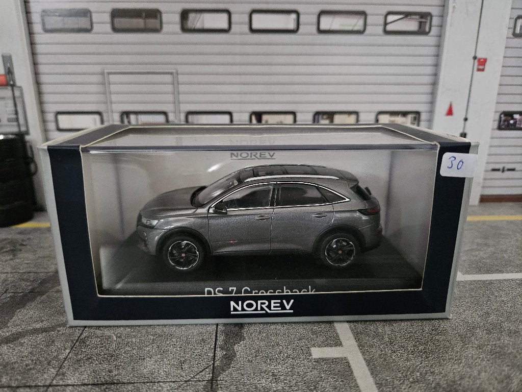Norev DS 7 Crossback 2018 1/43 in ovp, Ophalen of Verzenden, Zo goed als nieuw, Auto, Norev