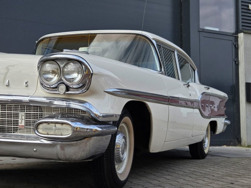 Pontiac STRATO CHIEF 4.3 6 cil. Originele Amerikaanse Klassi, Auto's, Lederen bekleding, 145 pk, Pontiac, 4278 cc