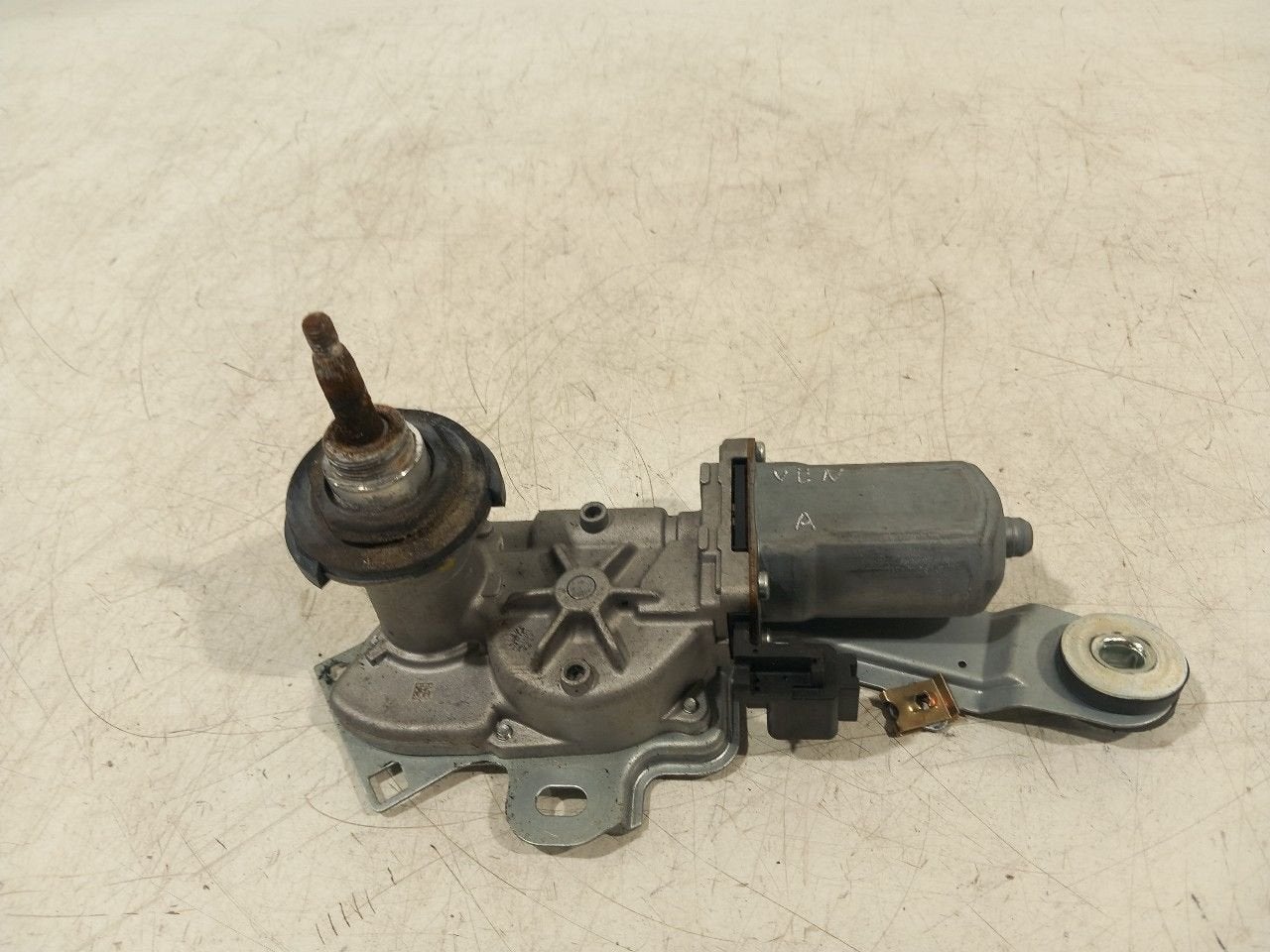 Ruitenwissermotor achter Citroën C1, Auto-onderdelen, Onderdelen@venauto.nl, Van der Ven Autorecycling B.V., Gebruikt, Ettenseweg 76, 4706 PB Roosendaal, The Netherlands