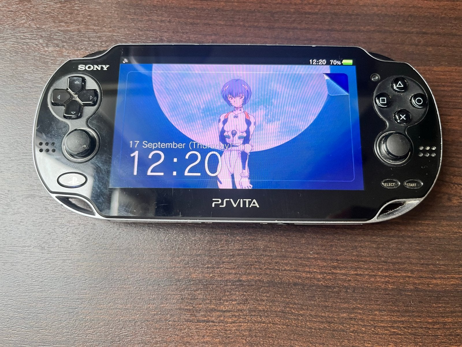 Sony PS Vita 1000 OLED - Krasvrij scherm, geen stickdrift, Ophalen of Verzenden, Zo goed als nieuw, Zwart, Met games