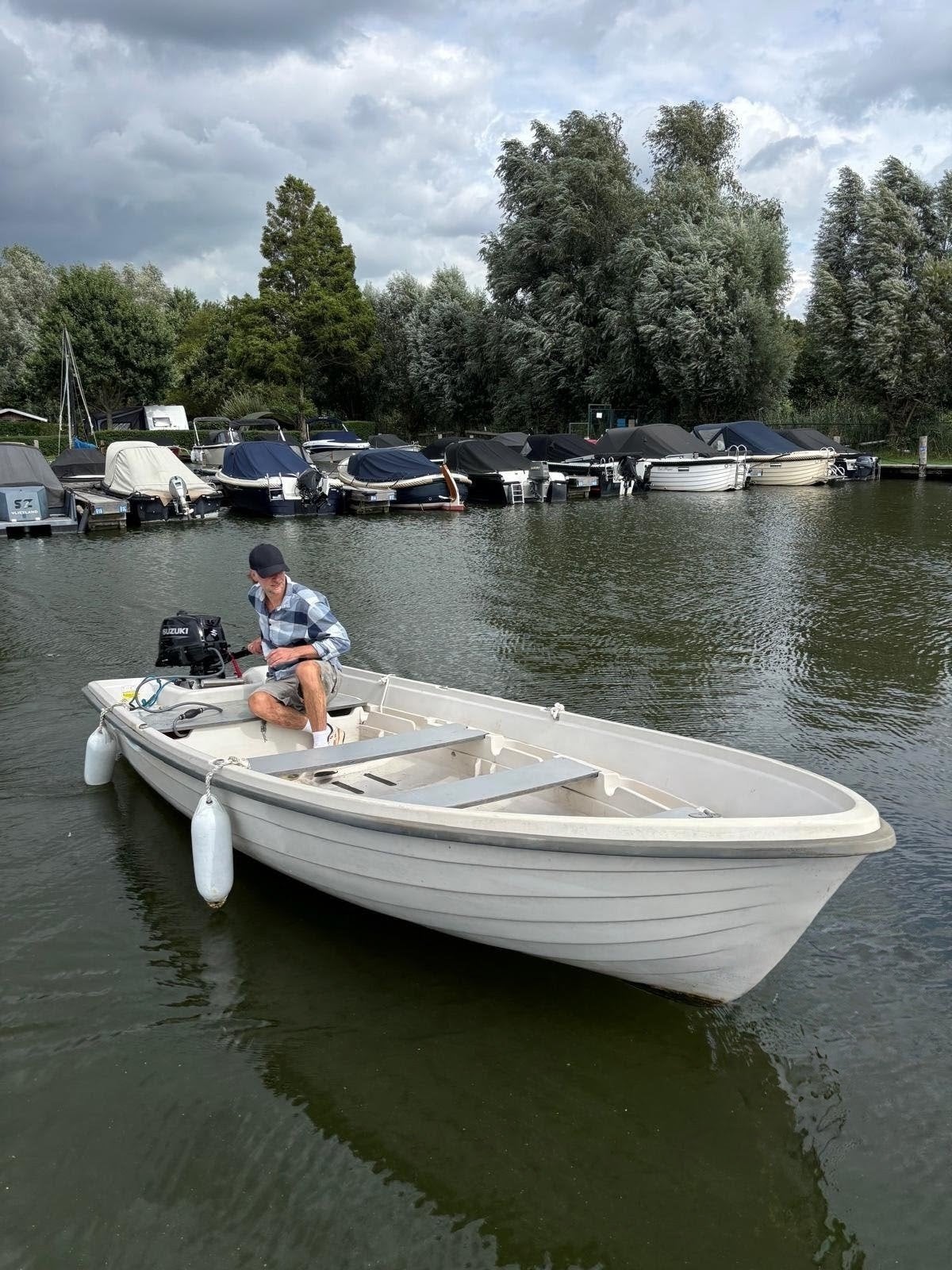 Sloep (Terhi 440) met Suzuki 6 pk buitenboordmotor, Watersport en Boten, Motorboten en Motorjachten, Overige merken, Gebruikt
