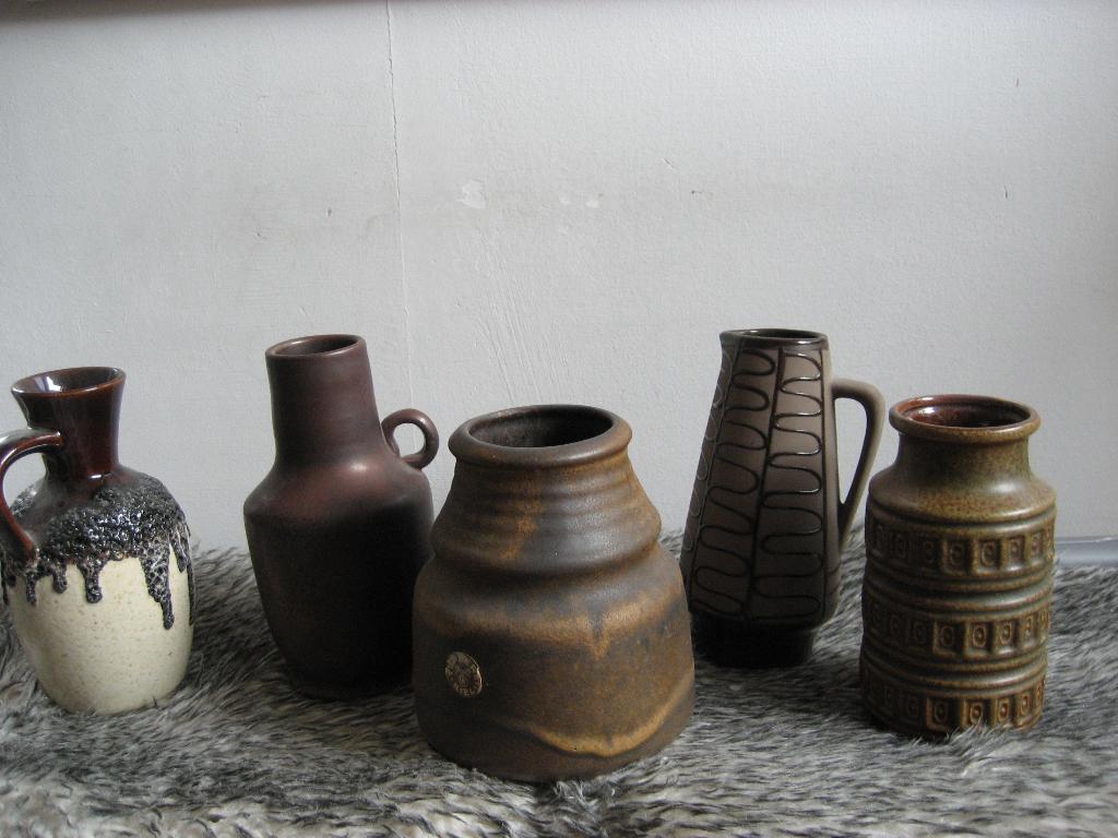 west germany vaas vazen div. studio bay carstens, Overige kleuren, Aardewerk of Porselein, Ophalen of Verzenden, Zo goed als nieuw