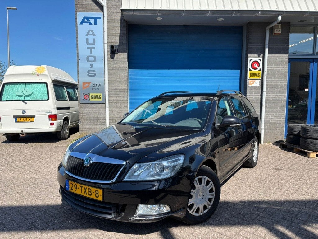 Skoda OCTAVIA 1.6 TDI GREENT. AMB., Auto's, Skoda, Voorwielaandrijving, Euro 5, Gebruikt, 4 cilinders