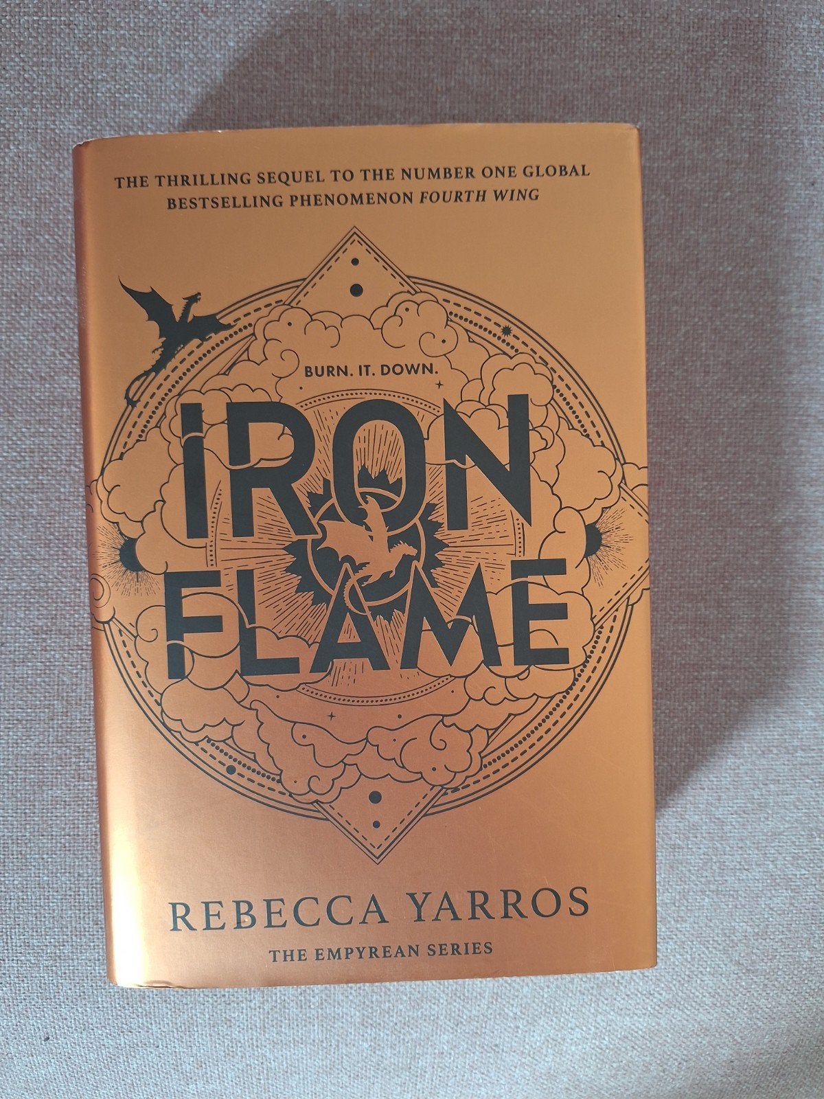Iron Flame Hardcover - Deel 2 Empyrean Series, Ophalen of Verzenden, Nieuw, Rebecca Yarros