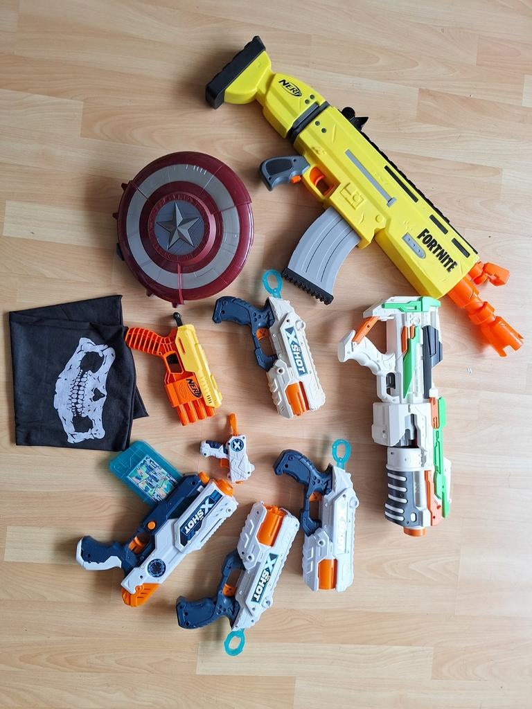 Nerf & X-Shot Pistolen Set inclusief kogels, Ophalen of Verzenden, Zo goed als nieuw, Jongen of Meisje