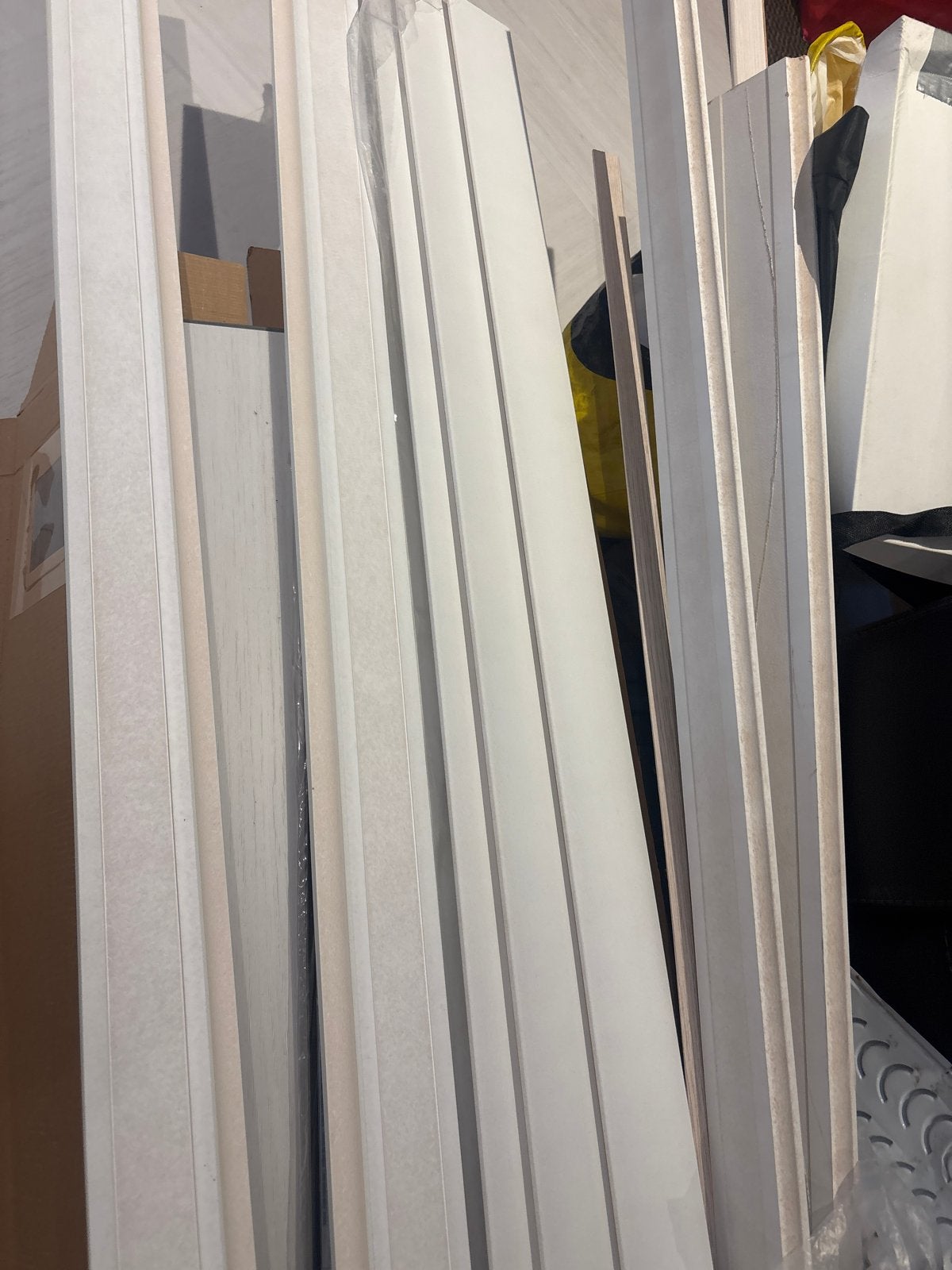 Witte MDF plinten, diverse lengtes, Doe-het-zelf en Verbouw, Plinten en Afwerking, Ophalen, Nieuw, Mdf, 250 cm of meer