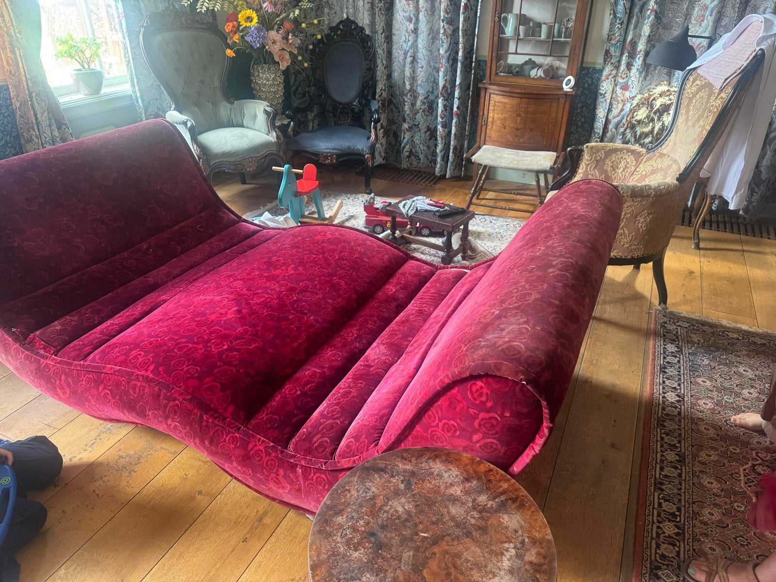 Bretz Lounge Bank - Rode Fluweel Chaise Longue, Ophalen of Verzenden, Gebruikt, Eenpersoons, Stof
