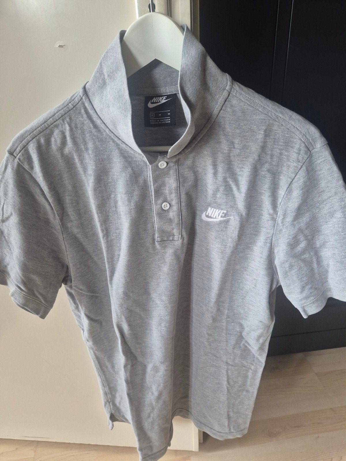 Nike Polo Shirt Grijs Maat M, Maat 48/50 (M), Nike, Ophalen of Verzenden, Zo goed als nieuw