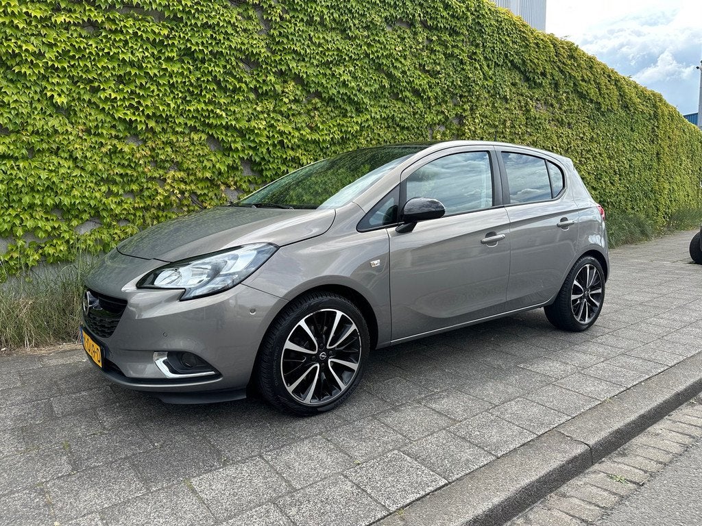 Opel Corsa 1.0 Turbo Color Edition, Auto's, Voorwielaandrijving, Gebruikt, Euro 6, Bruin