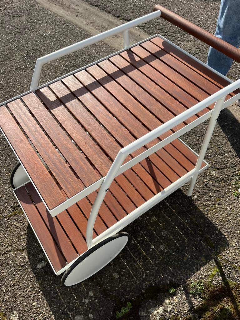 Serveerwagen ikea vintage in nieuwstaat altijd binnen, Huis en Inrichting, Tafels | Bijzettafels, Ophalen, Zo goed als nieuw, Rechthoekig