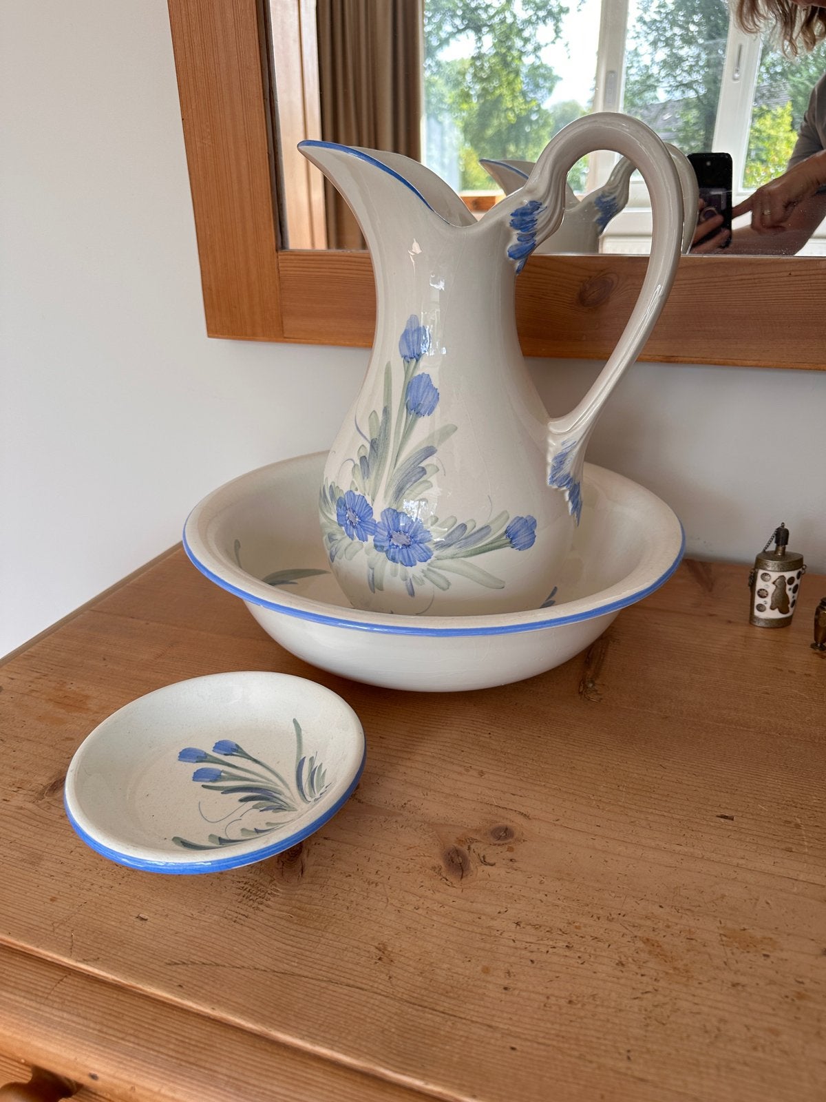 Wasstel met Bloemenmotief - Kan, Kom en Zeepbakje, Antiek en Kunst, Ophalen of Verzenden