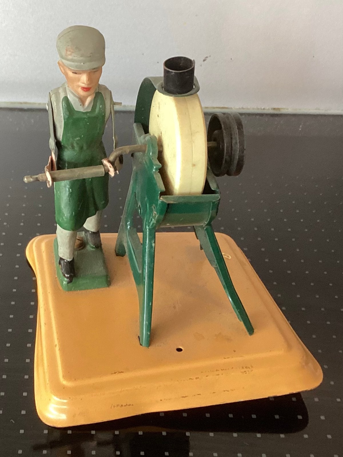 1950-60 blikken man met slijpsteen,Fleischmann,stoommachine, Ophalen