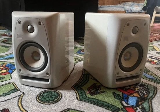 2x LIMITED EDITION GREY KRK Rokit 5 speakers dj 6 actief set