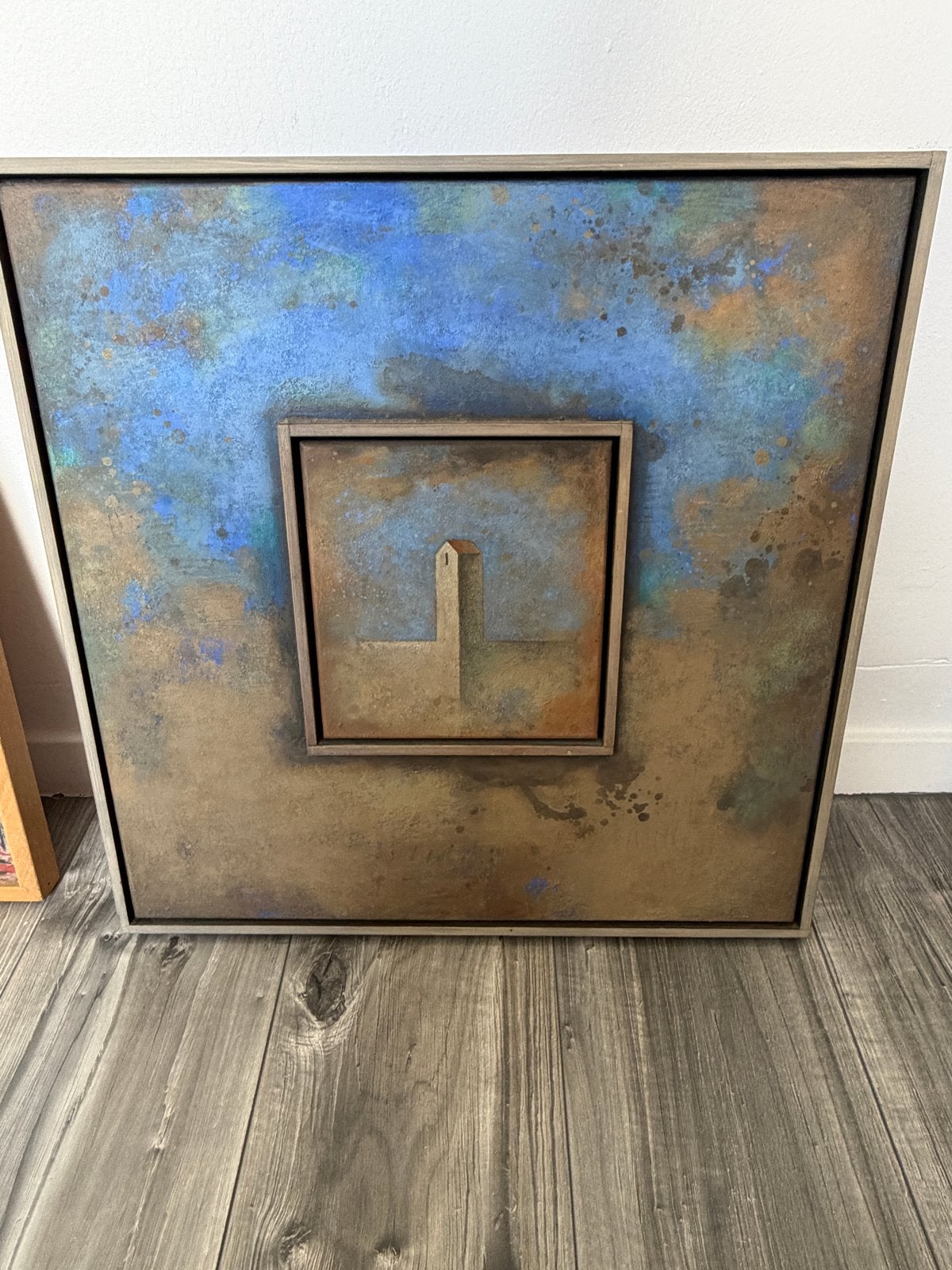 Abstract schilderij met architectonisch element, Ophalen, Stads- / dorpsgezicht, Ingelijst, Gemengde techniek