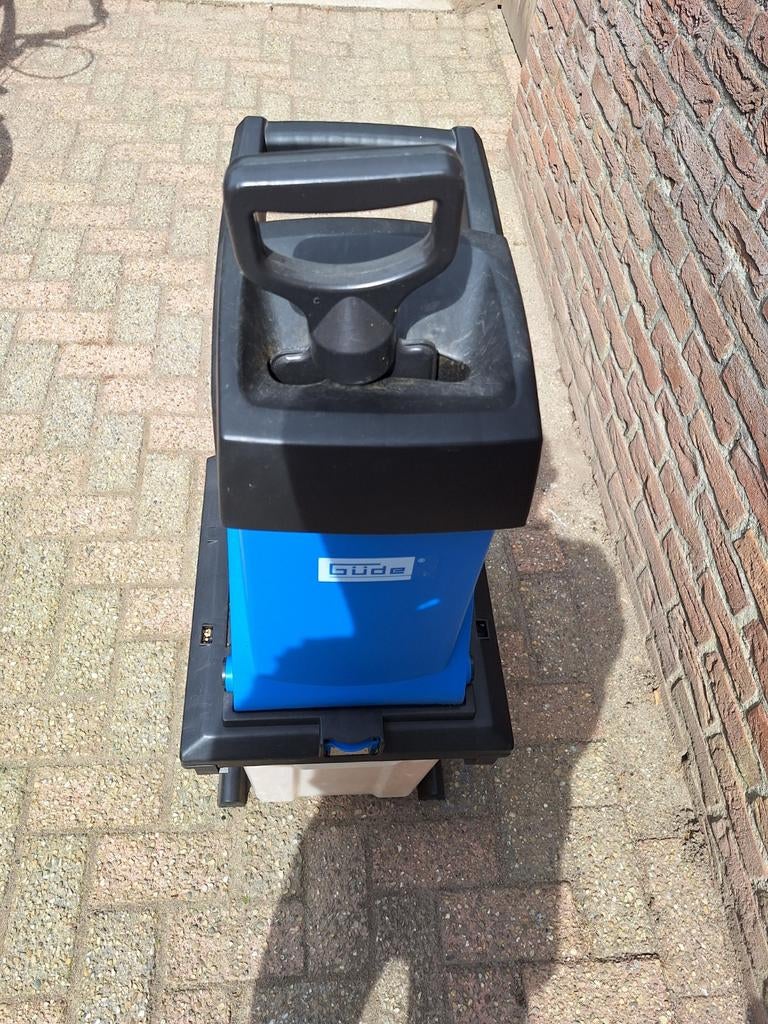 Hakselaar, Ophalen, Zo goed als nieuw, Elektrisch, Met opvangbak