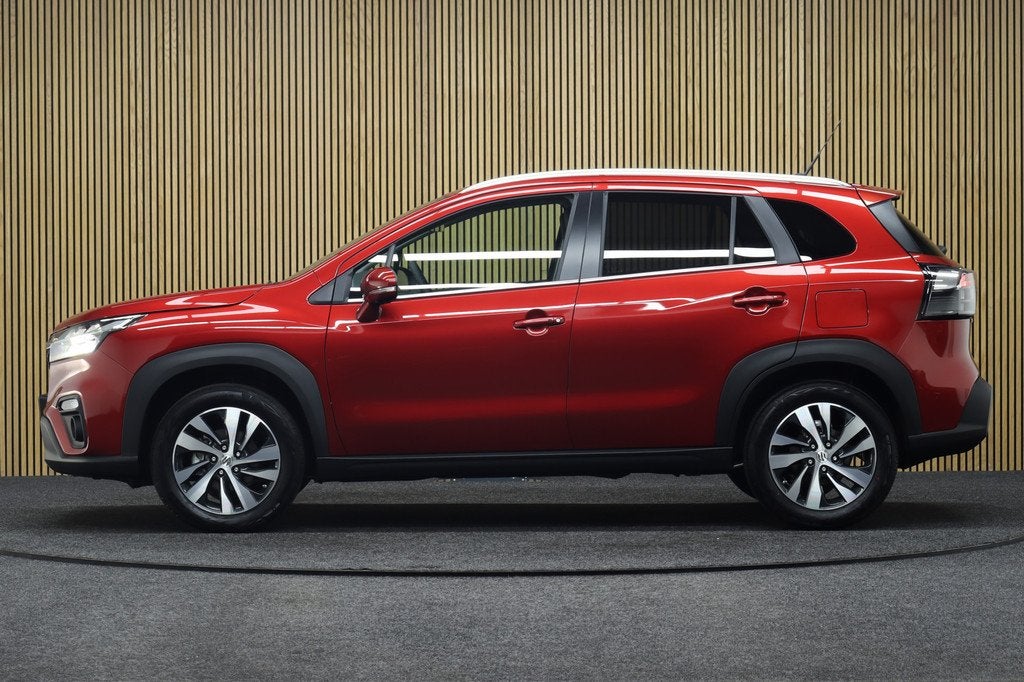 Suzuki S-Cross 1.4 Boosterjet Automaat Style Hybrid | € 3., Auto's, Suzuki, Gebruikt, Zwart, 4 cilinders, 24 maanden