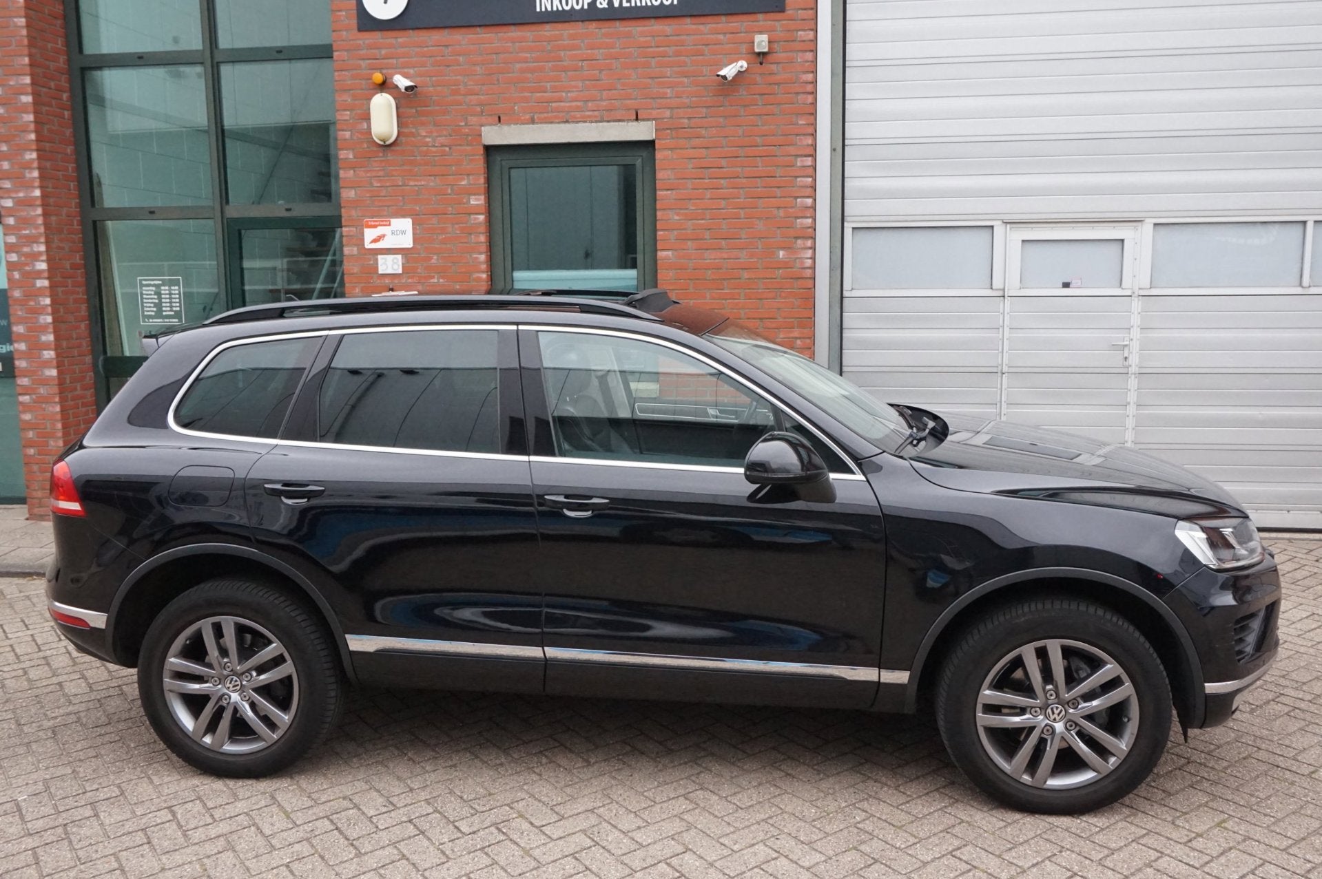 Volkswagen Touareg 3.0 TDI Exclusive Series Lage km , Pano,, Auto's, Automaat, Bedrijf, Diesel, SUV of Terreinwagen