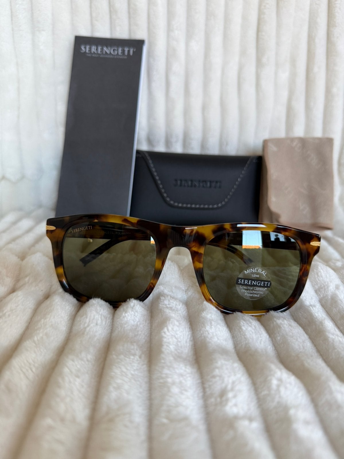 Serengeti Charlton SS576005 incl garantie en btw-factuur, Zonnebril, Verzenden, Nieuw, Nvt