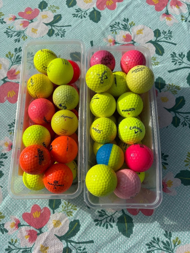 Gekleurde golfballen, Sport en Fitness, Ophalen of Verzenden, Gebruikt, Bal(len), Overige merken