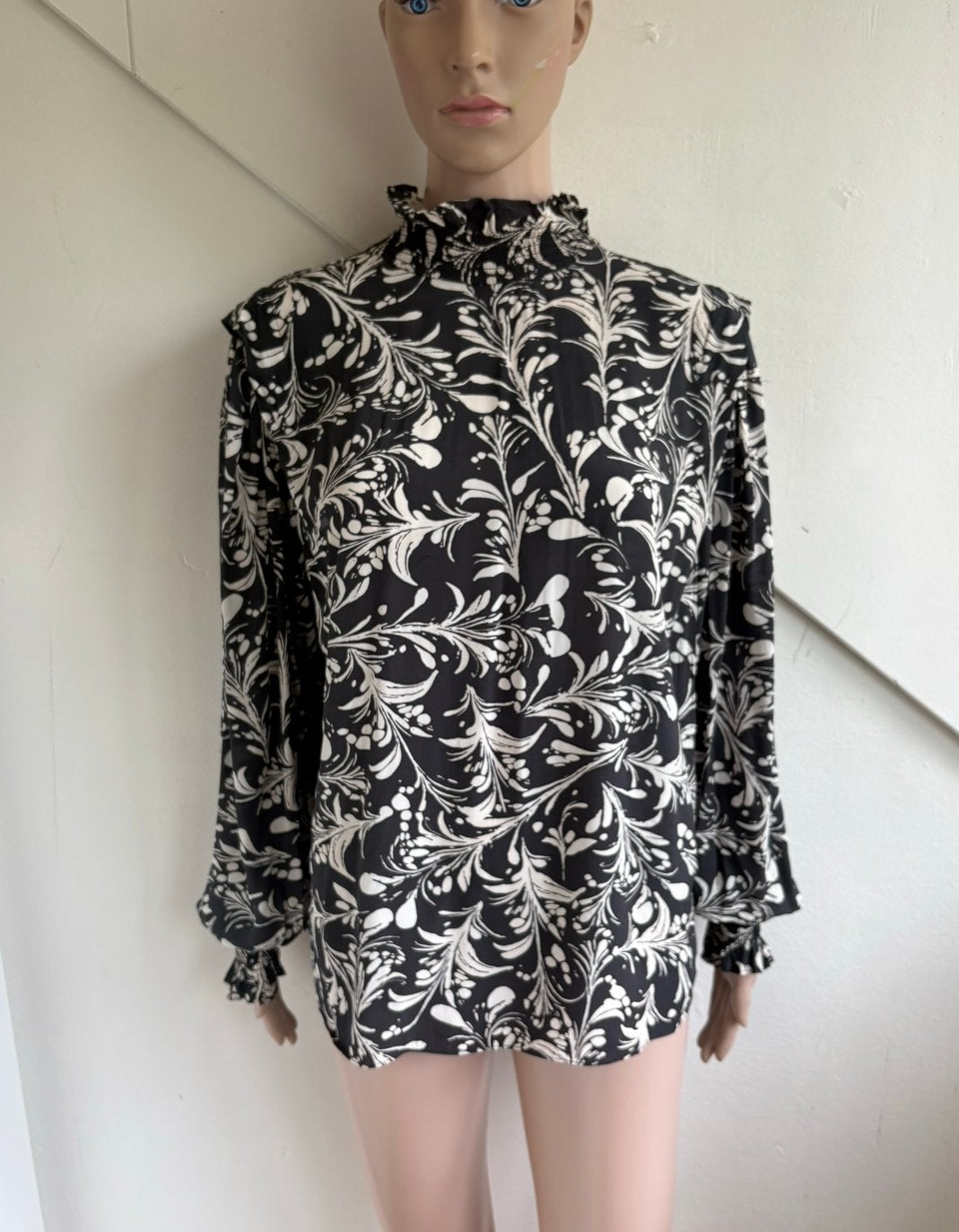 Isabel Marant yoshi blouse top maat 38 zwart offwhite print, Ophalen of Verzenden, Zo goed als nieuw, Maat 38/40 (M), Zwart
