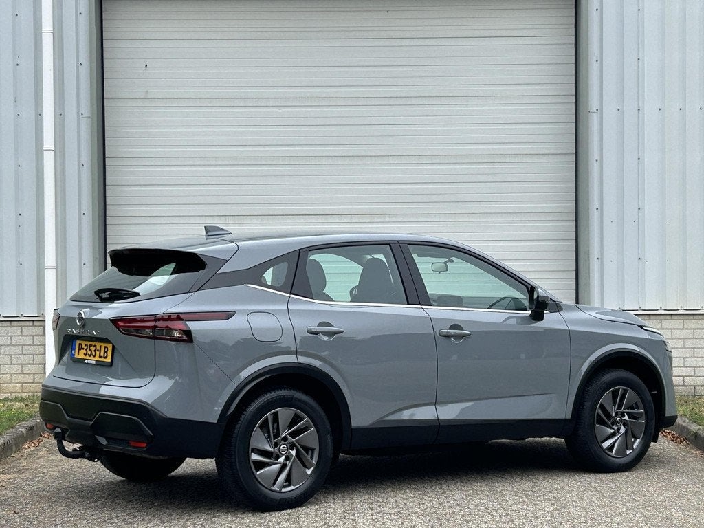 Nissan Qashqai 1.3 MHEV Business Access / Trekhaak / 360 gra, Auto's, Nissan, Voorwielaandrijving, 1304 kg, Stof, Gebruikt