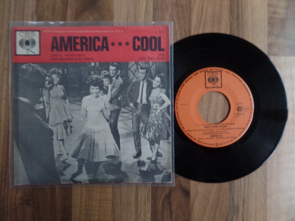 single Leonard Bernstein - America / Cool*, Ophalen of Verzenden, Gebruikt, 7 inch, Jazz en Blues