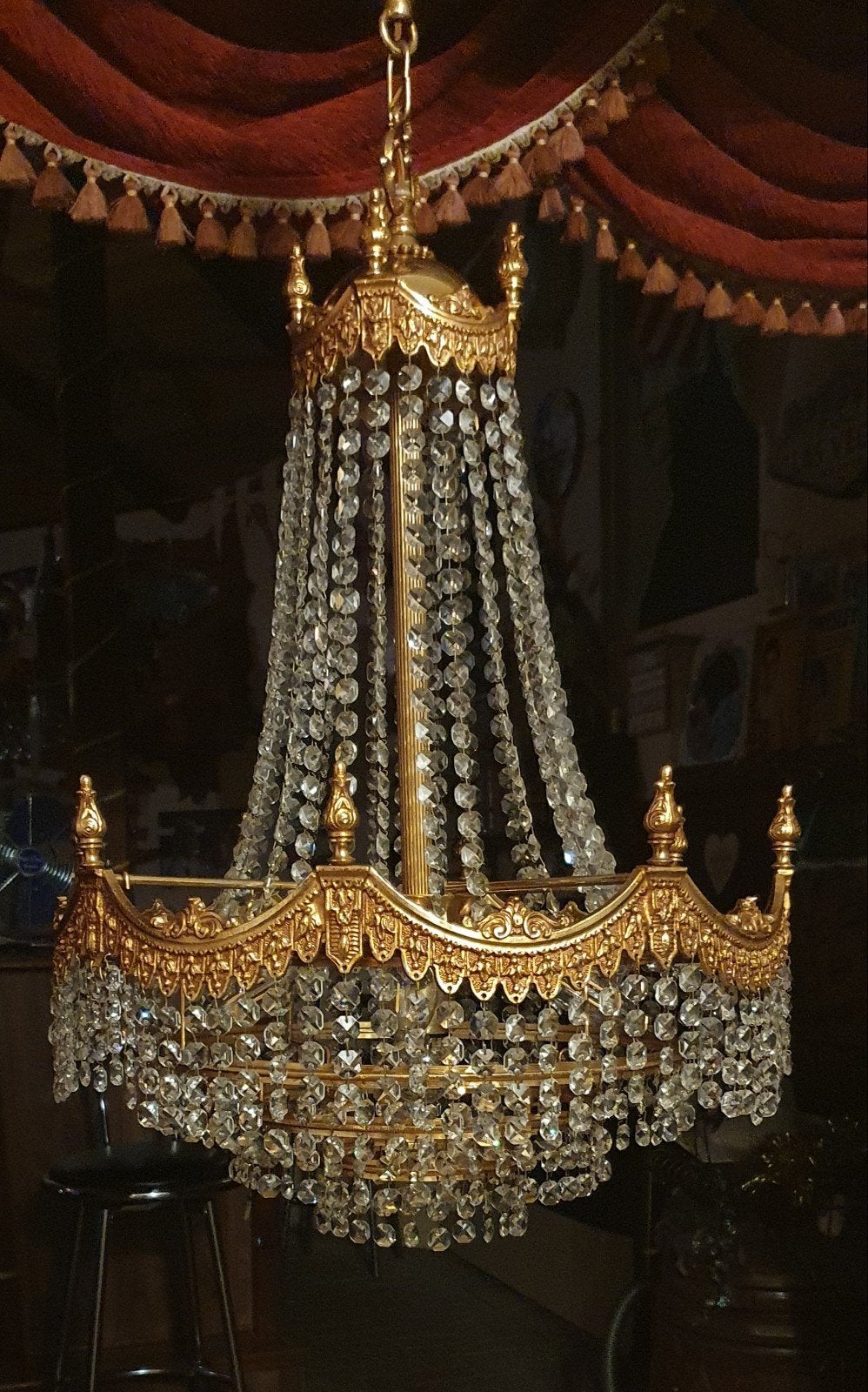Als nieuw mooie echte kristallen kroonluchter goud 50cm br., Ophalen, Zo goed als nieuw