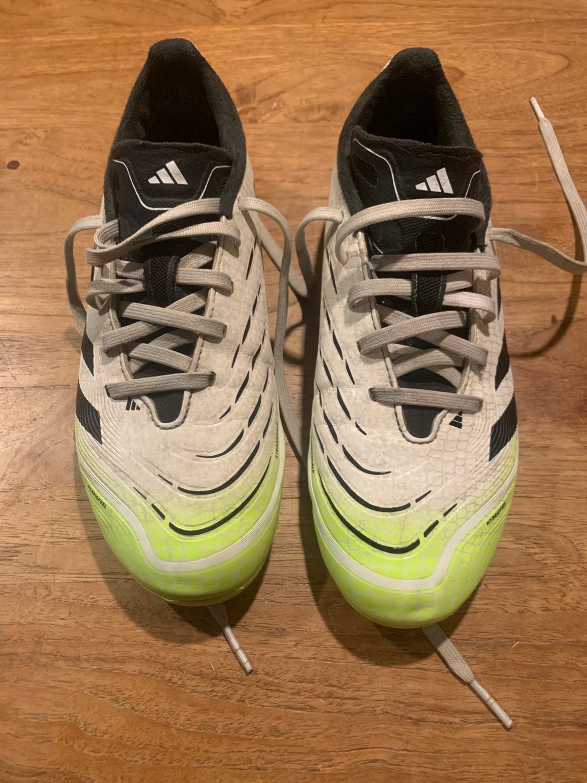 Adidas predator kindervoetbalschoen, Ophalen, Gebruikt, Maat XS of kleiner, Schoenen