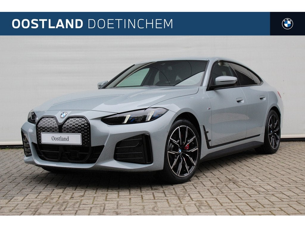 BMW i4 eDrive35 M Sport / Adaptieve LED / Comfort Access / A, Auto's, BMW, Achterwielaandrijving, Zwart, Leder, Nieuw
