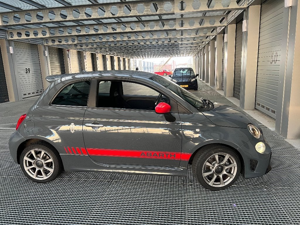 Fiat 500 1.4 T-jet Abarth 595 107KW 2019 Grijs, Voorwielaandrijving, Stof, Zwart, 4 cilinders