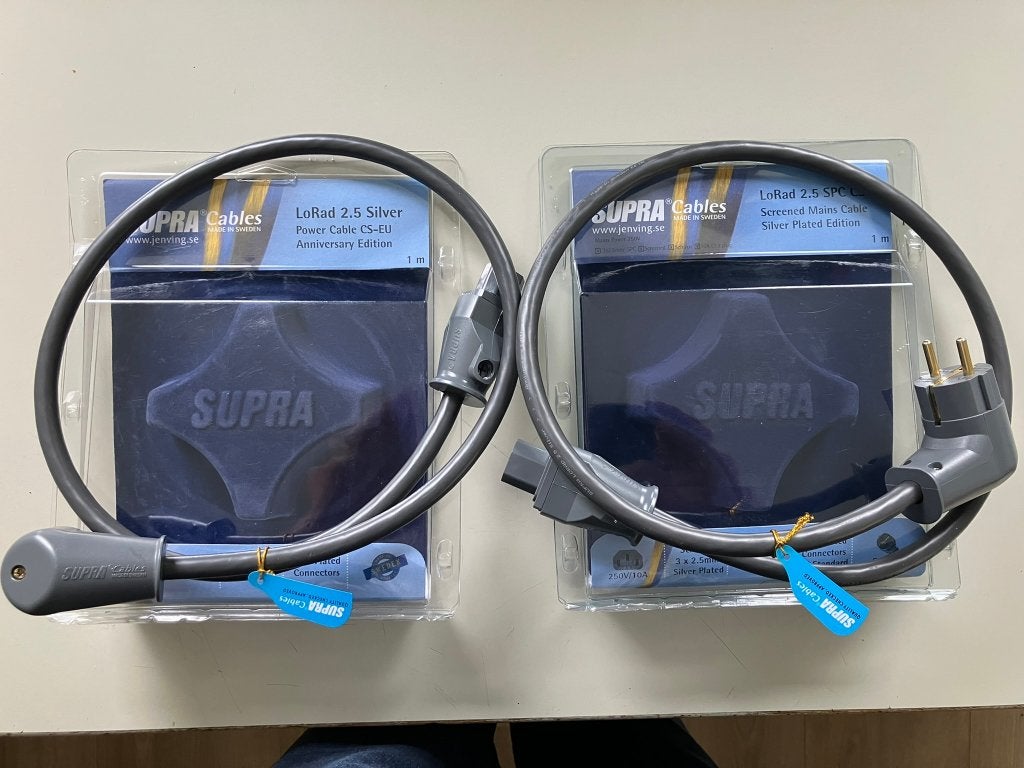 Supra LoRad 2.5 stroomkabels 2x, Audio, Tv en Foto, Audiokabels en Televisiekabels, Ophalen of Verzenden, Zo goed als nieuw, Minder dan 2 meter