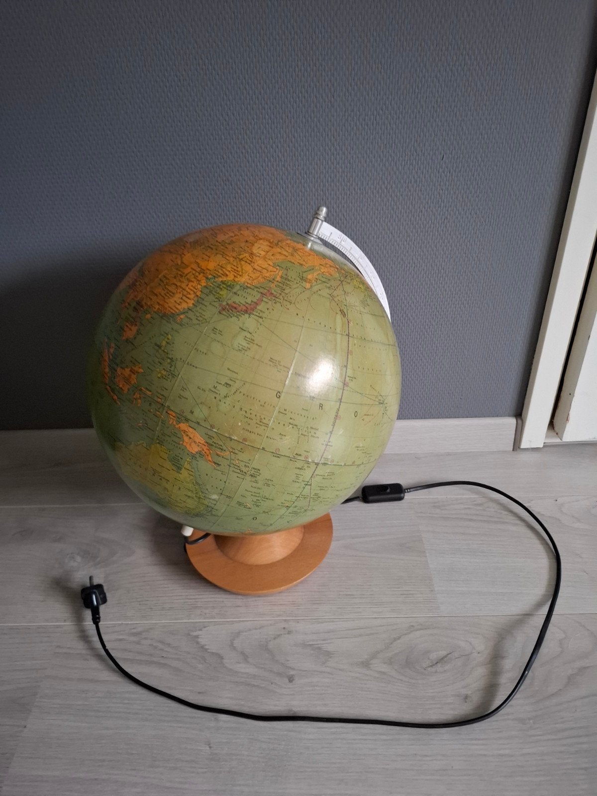 Antieke Verlichte Wereldbol - Decoratief, Ophalen, Gebruikt