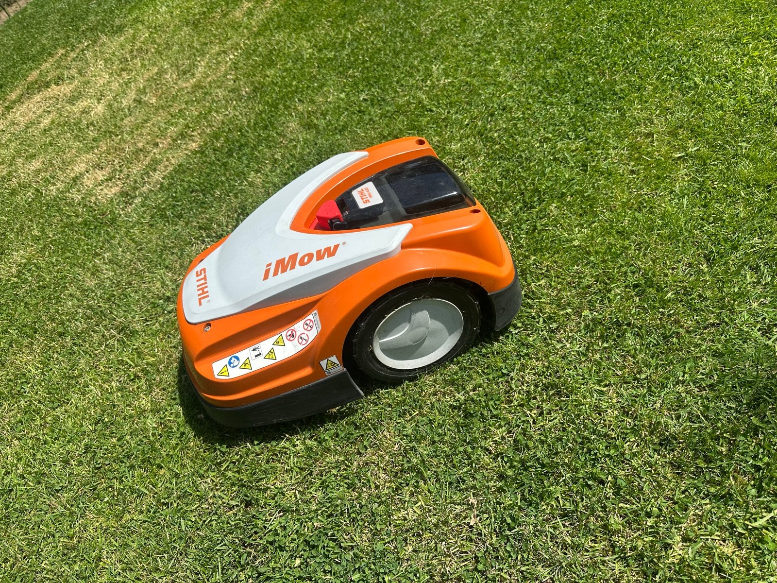 Stihl RMI 422P robot grasmaaier met laadstation, Tuin en Terras, Robotmaaiers, Ophalen of Verzenden, Gebruikt, 20 tot 25 cm, Met regensensor