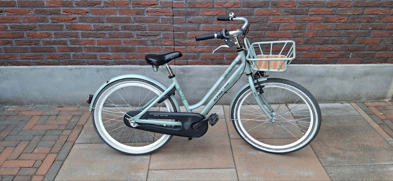 Alpina Mood 24 inch. 3 versnellingen, Ophalen, Terugtraprem, Versnellingen, Alpina Mood