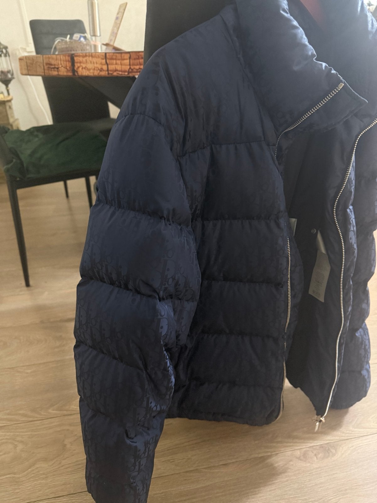 Dior Monogram Puffer Jacket - Maat 54 (L), Kleding | Heren, Ophalen of Verzenden, Nieuw, Maat 52/54 (L), Blauw