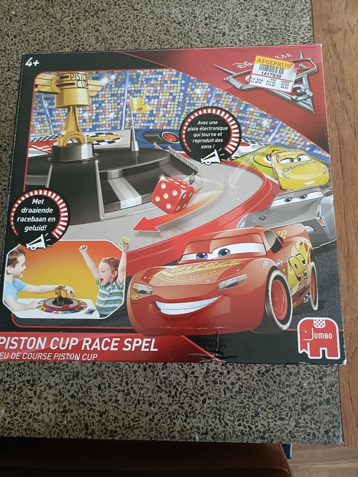 Disney Pixar Cars Piston Cup Race Spel Jumbo, Drie of vier spelers, Ophalen of Verzenden, Zo goed als nieuw, Jumbo