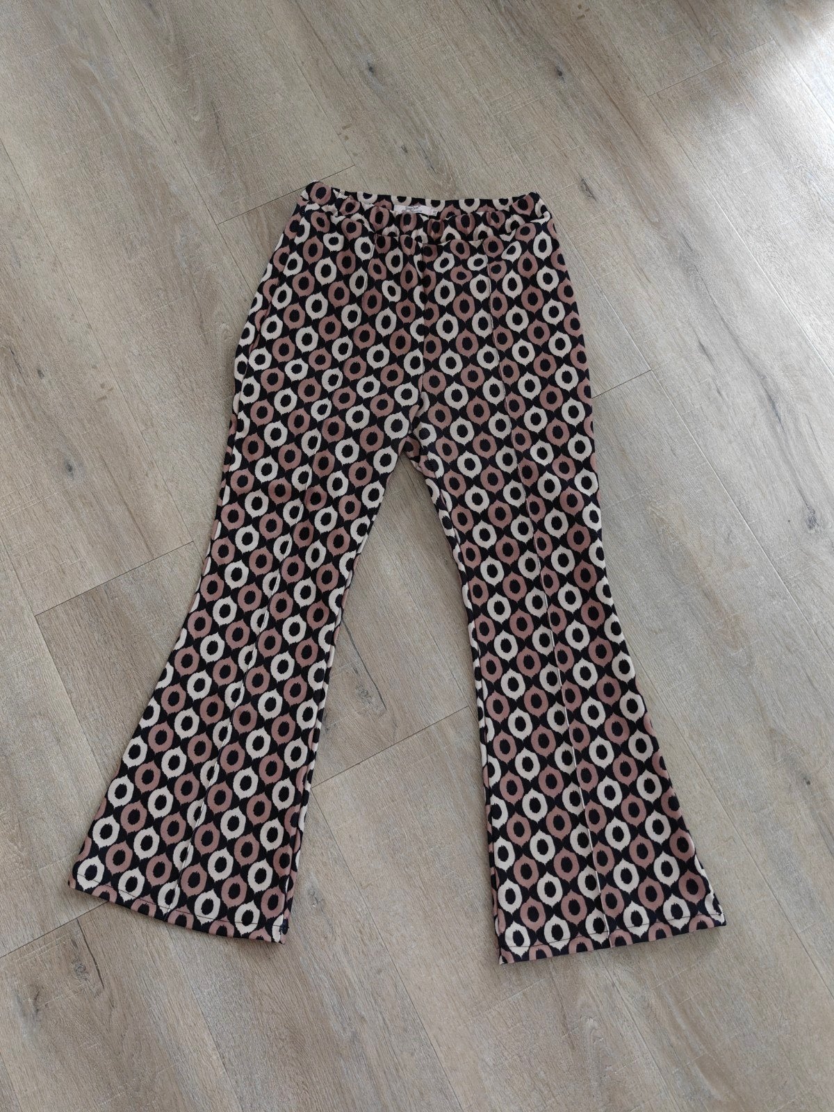 Flared broek van Sophia pure feminine maat L/XL, Zwart, Maat 46/48 (XL) of groter, Ophalen of Verzenden, Zo goed als nieuw
