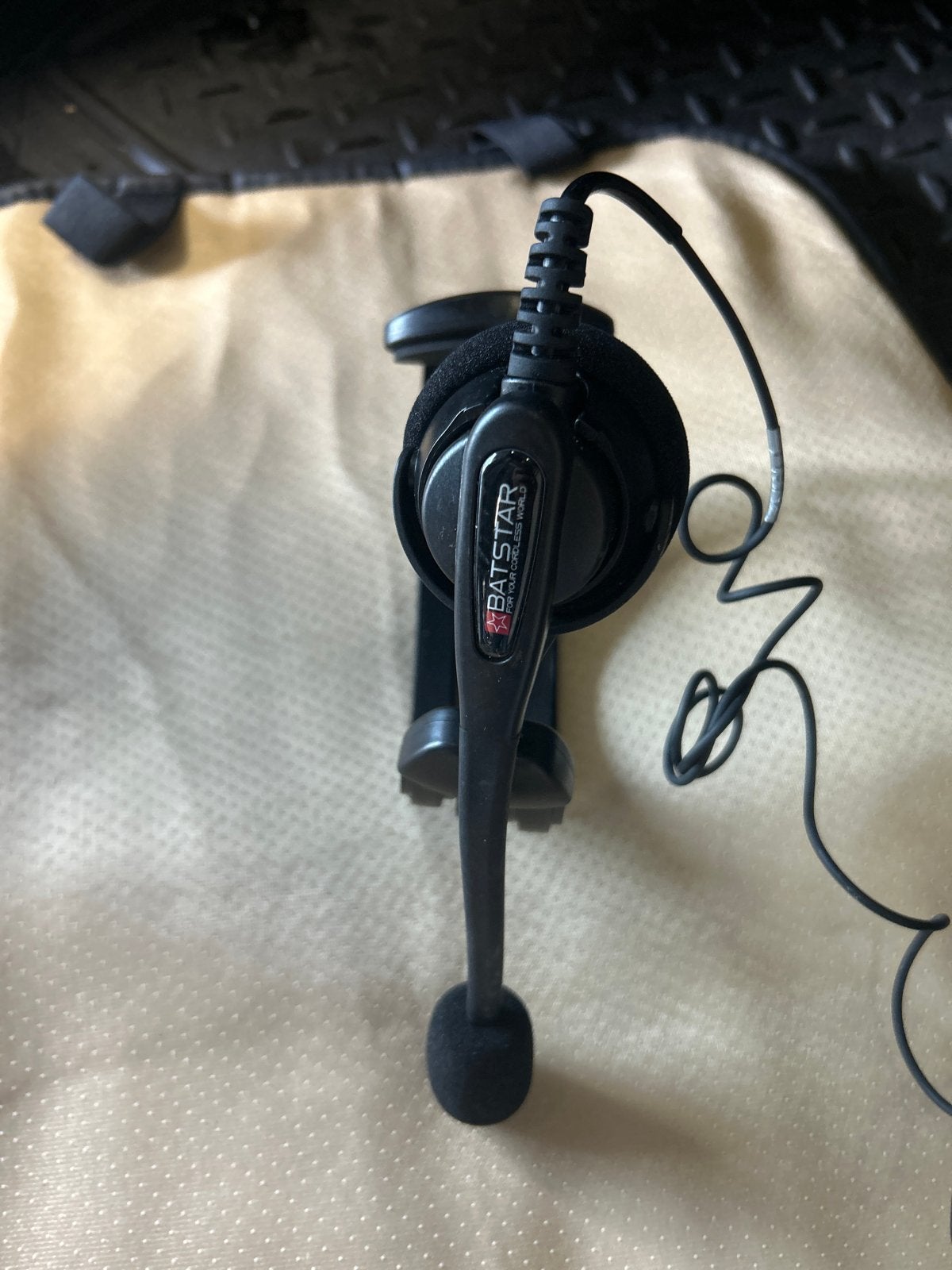 BATSTAR Bedrade On-ear Headset met Microfoon Links, Ophalen of Verzenden, Gebruikt, Bedraad, On-ear