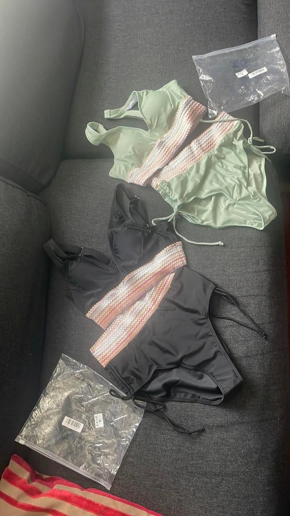 2 nieuwe bikinis maat M, Kleding | Dames, Badmode en Zwemkleding, Ophalen of Verzenden, Nieuw, Bikini