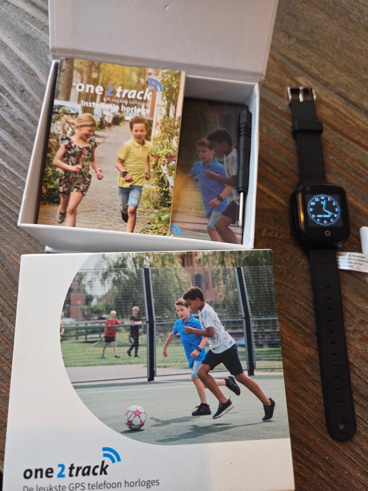One2Track GPS telefoon horloge voor kinderen - Zwart, Ophalen of Verzenden, Zo goed als nieuw, Zwart, Jongen of Meisje