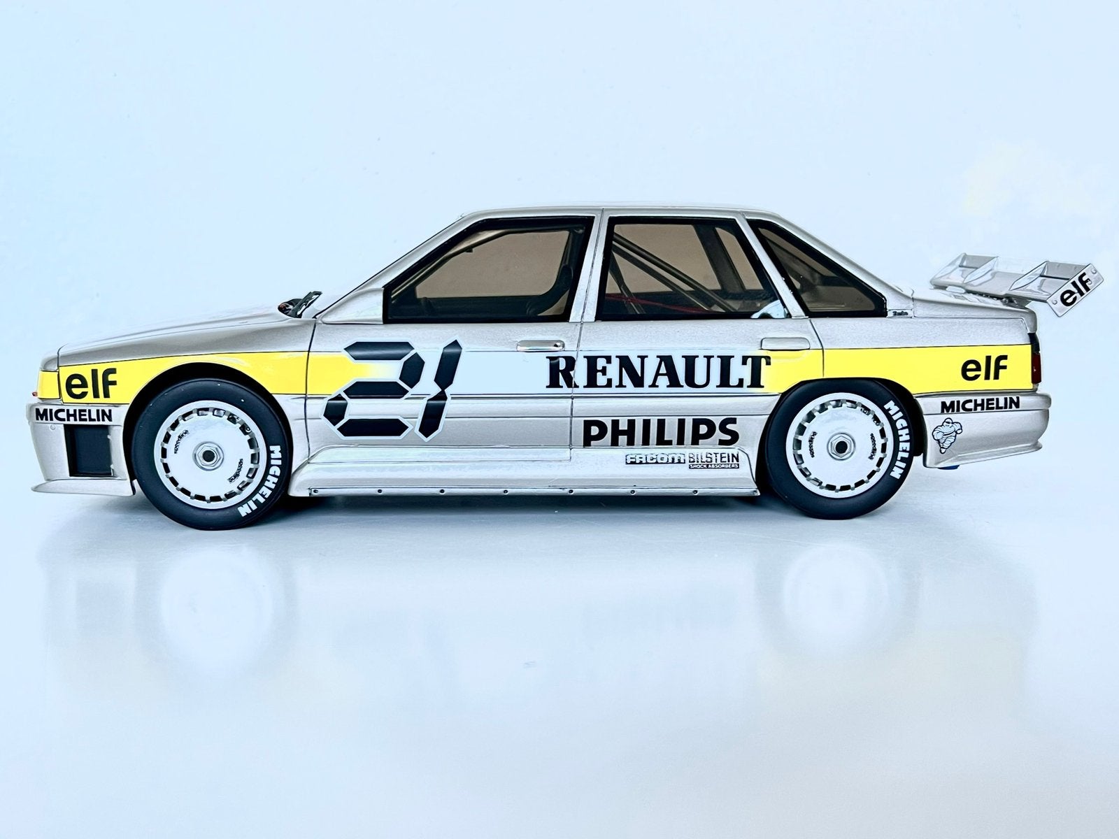 Renault 21 Super Production Silver 1988 (OT975), Ophalen, Zo goed als nieuw, OttOMobile